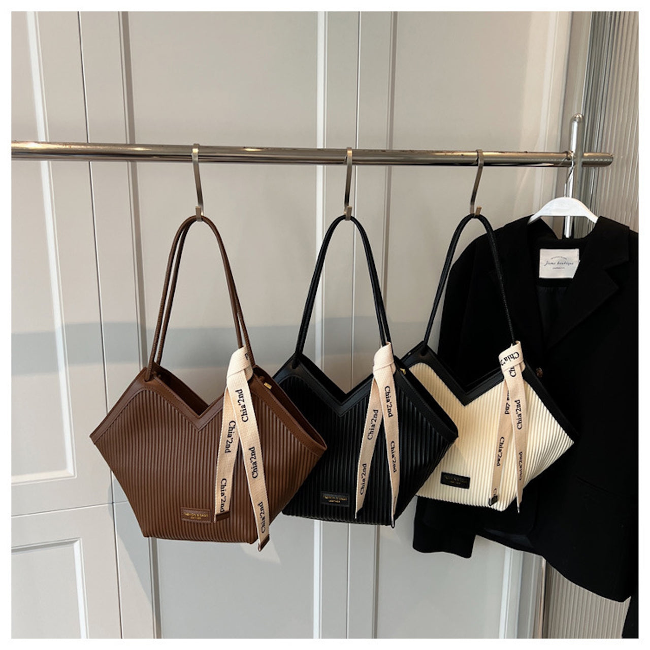 Heart-Shaped Vertical Tote Bag β Trendy French-Korean Style Shoulder Purse for Women
