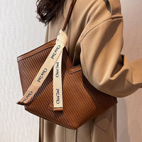 Heart-Shaped Vertical Tote Bag β Trendy French-Korean Style Shoulder Purse for Women