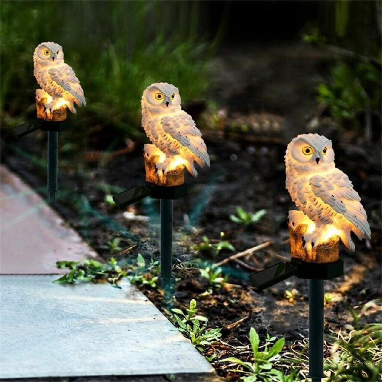 Solar Owl Garden Light – Waterproof Resin Pathway Lamp