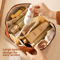 Chic Travel Makeup Bag – Large, Stylish & Spill-Proof Cosmetic Organizer