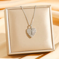 Gold-Plated Heart Wings Pendant Necklace – Korean-Style Statement Clavicle Chain