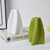Dopamine Ripple Vase with Real-Touch Lily Flowers